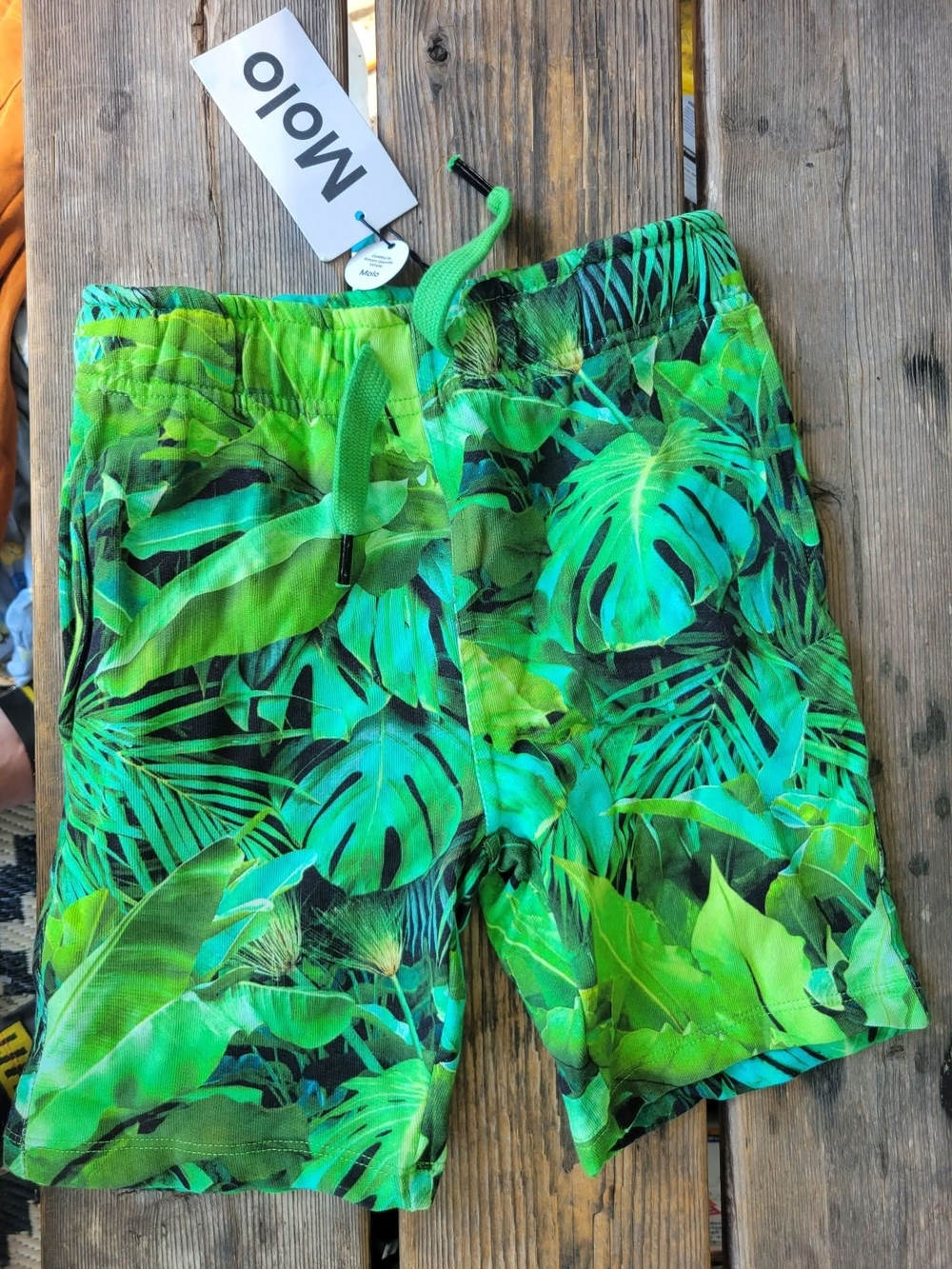 MOLO SZ 128 / 8Y NWT GREEN PALM 🌴 leaves 🍃 print loose fit Cotton Shorts